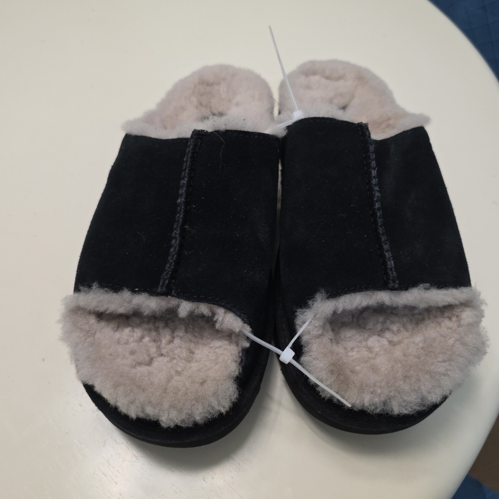 Cozy Ugg greenport slides size 8